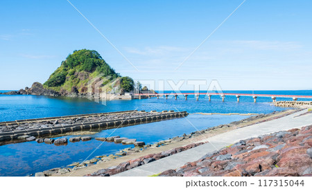 Yura Coast (Hakusan Bridge/Hakusan Island) 117315044