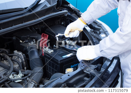 Car battery inspection and replacement 117315079