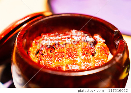 名古屋代表性的美食「鰻魚飯」[鰻魚料理的圖片] 117316022