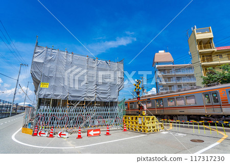 Osaka City Hankyu Senri Line, midsummer elevated construction Osaka City Hankyu Senri Line, midsummer elevated construction 117317230