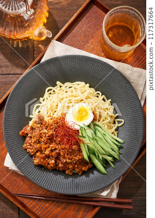 Jarger noodles Jarger noodles 117317664