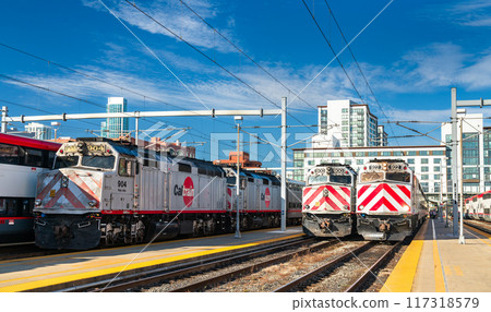 Caltrain diesel locomotives at San Francisco 4th and King Street station in the United States 117318579