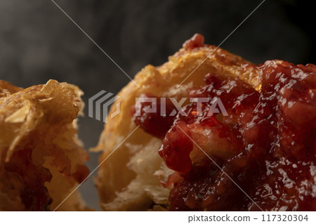 Croissant cross section Croissant with jam 117320304