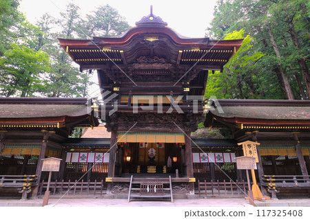 Shimo-Suwa Town, Suwa Taisha, Shimosha Harumiya, Heihaiden, Katahaiden 117325408