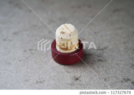 Whisky cork Whisky cork 117327679