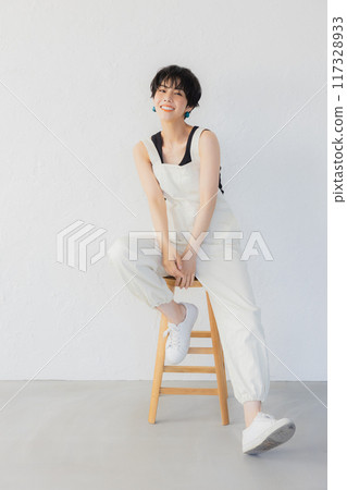 短髮女子做DIY 短髮女子做DIY 117328933