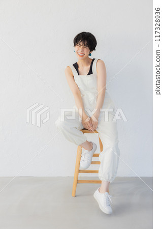 短髮女子做DIY 短髮女子做DIY 117328936