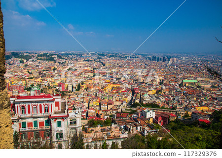 義大利那不勒斯美麗的街道 117329376