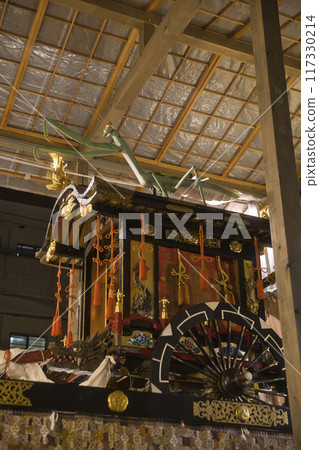 Gion Festival: Mantis Mountain: Imperial carriage and mantis 4 117330214