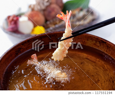 Delicious looking tempura Japanese food 117331194