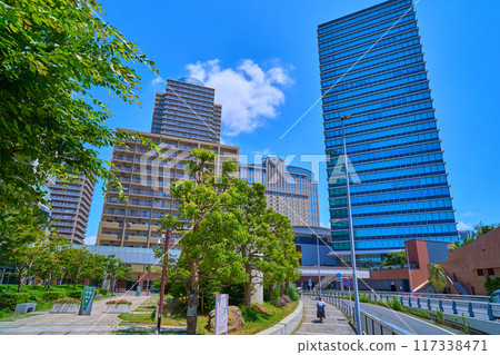Looking north from Muza Street in Omiya-cho, Saiwai-ku, Kawasaki City, Kanagawa Prefecture Looking north from Muza Street in Omiya-cho, Saiwai-ku, Kawasaki City, Kanagawa Prefecture 117338471