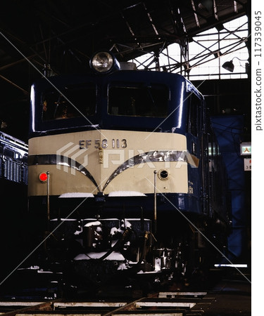 JNR Railway Train Maibara EF58 113 Warehouse Depot Snow 117339045