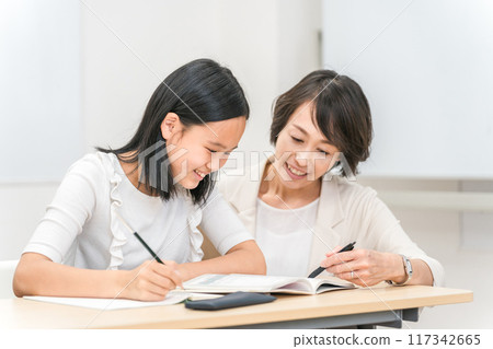 Elementary school students, junior high school students and teachers, teachers, tutors who study individual guidance at school, cram school, home 117342665