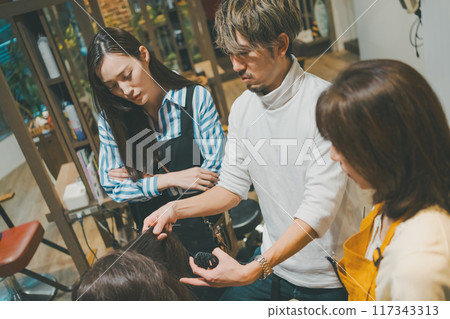 髮廊 練習 理髮師 117343313