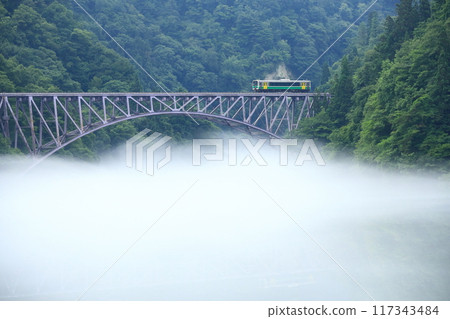 橫跨只見川的第一座橋 橫跨只見川的第一座橋 117343484