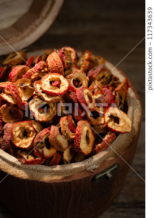 Dried Hawthorn 117343639