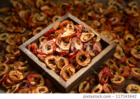 Dried Hawthorn Dried Hawthorn 117343642