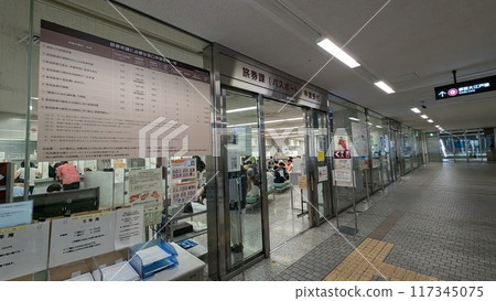 護照申請櫃檯 護照申請櫃檯 117345075