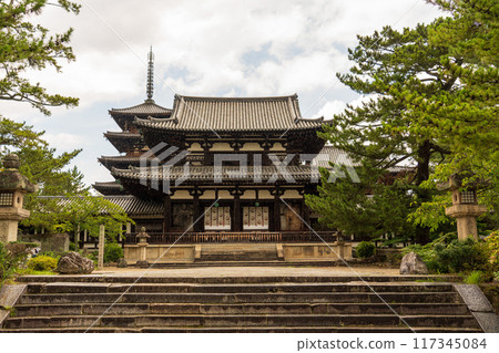 [法隆寺] 奈良法隆寺中門 117345084