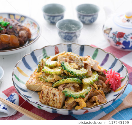 Okinawa cuisine Goya Chanpuru 117345199