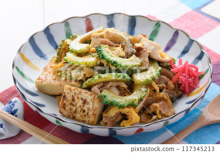 沖繩料理 苦瓜 champuru 117345213