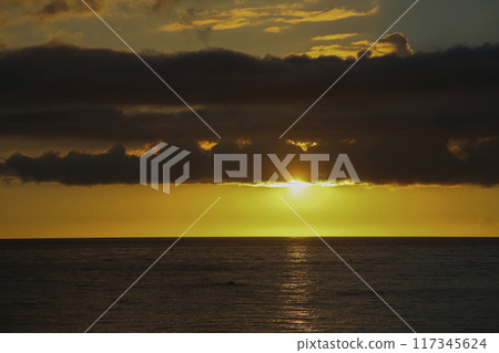 夏季日出 夏季日出 117345624