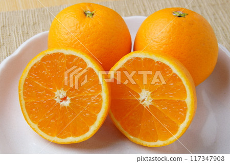 Delicious orange 117347908
