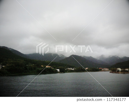 從橋上看屋久島的風景 117348177