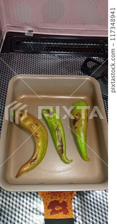 萬願寺辣椒已變成褐色,即可食用。 萬願寺辣椒已變成褐色,即可食用。 117348941