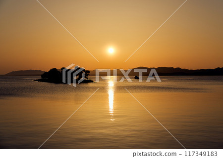 Sunset of Lake Shinji Sunset of Lake Shinji 117349183