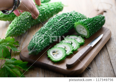 夏季蔬菜苦瓜切圖 夏季蔬菜苦瓜切圖 117349756