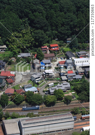 EF63型電力機車在舊橫華嶺區間行駛，經過舊臼井檢查站_2024年8月3日拍攝的照片 117350663