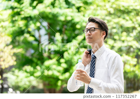 商人酷熱中暑水 117352267