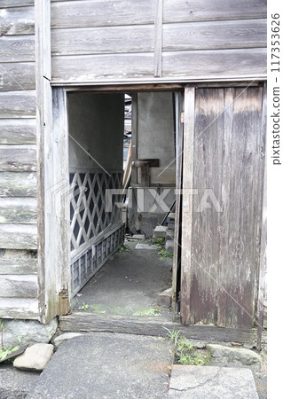 Old townscape of Narai-juku, back streets, alleyways Old townscape of Narai-juku, back streets, alleyways 117353626