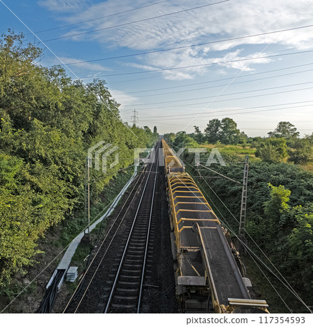 Image of the track work as part of the Deutsche Bahn Riedbahn renovation in2024 117354593