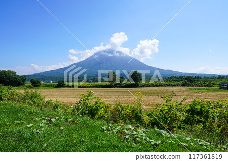 Mount Yotei as seen from Yahata Parking Lot (August 2024) Mount Yotei as seen from Yahata Parking Lot (August 2024) 117361819