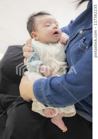Babies and families 117362235