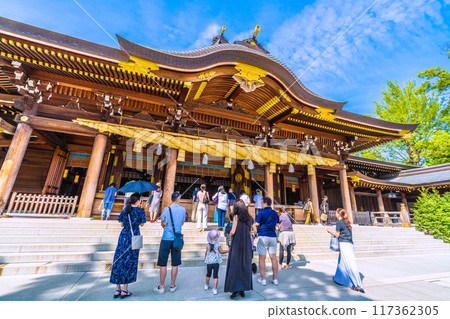 Samukawa cityscape in Japan, overlooking the main hall of Samukawa Shrine, Ichinomiya of Sagami Province, July 21, 2024 117362305