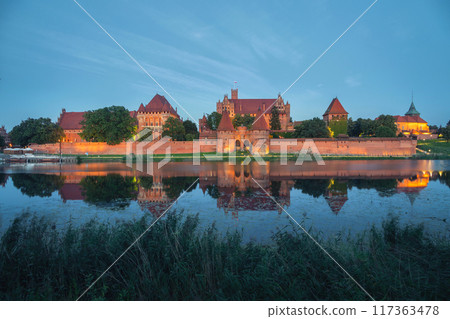 Malbork Castle (Zamek w Malborku) at dusk 117363478