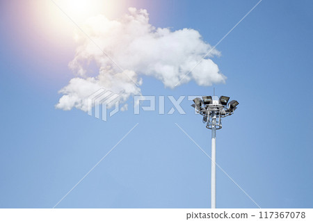 Spotlight light pole that can spread light in all directions Spotlight light pole that can spread light in all directions 117367078