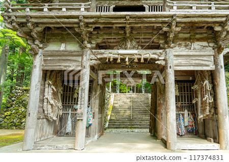 岐阜縣揖斐川町西美濃三十三聖地第一寺橫三寺仁王門 117374831