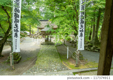 岐阜縣揖斐川町，西美濃三十三聖地第一寺橫三寺的新綠地 117374911