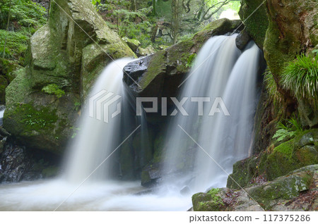 福島縣瀧川溪谷的敖包羅瀑布 福島縣瀧川溪谷的敖包羅瀑布 117375286