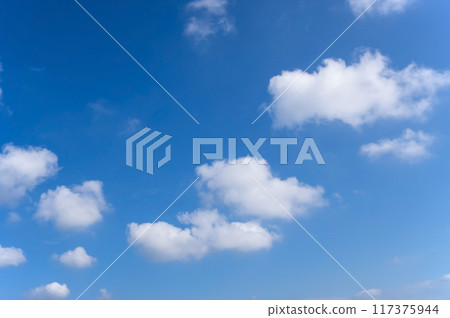 Summer blue sky and white clouds {Background material} 117375944