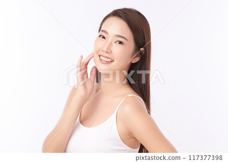 Beautiful young asian woman with clean fresh skin on white background, Face care, Facial treatment, Cosmetology, beauty and spa, Asian women portrait. 117377398