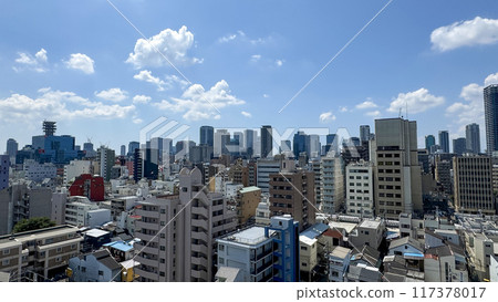 A bird's-eye view of the cityscape of Umeda as seen from Tenjinbashi 6-chome, Kita-ku, Osaka A bird's-eye view of the cityscape of Umeda as seen from Tenjinbashi 6-chome, Kita-ku, Osaka 117378017