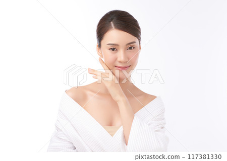 Beautiful young asian woman with clean fresh skin on white background, Face care, Facial treatment, Cosmetology, beauty and spa, Asian women portrait. 117381330