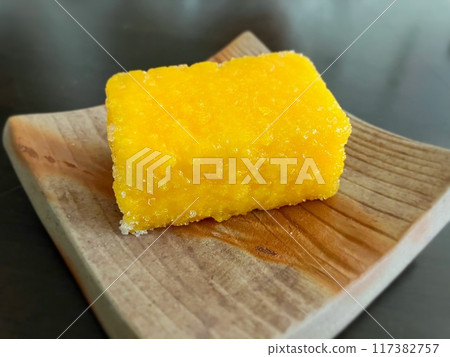 長崎縣平戶市的傳統南蠻點心“Kasdos” 長崎縣平戶市的傳統南蠻點心“Kasdos” 117382757