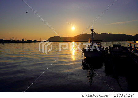 Fishing port morning Fishing port morning 117384284