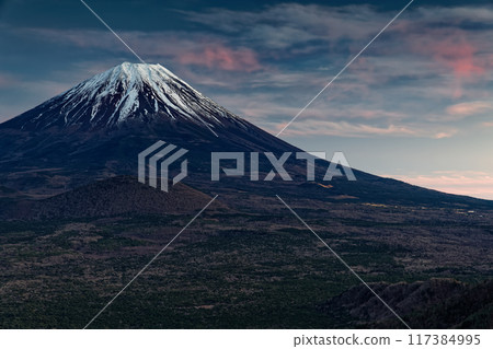 Mount Fuji in the afterglow as seen from Shoji Pass 117384995